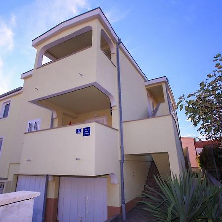 Apartments Franc Povljana Exterior foto